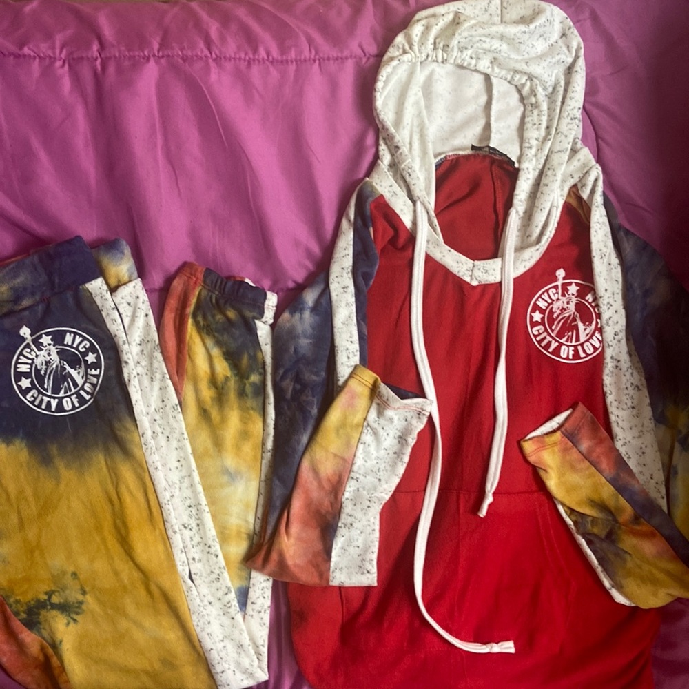 Women size Medium Sweat Outfit